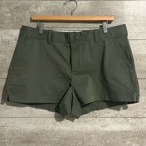 New Gap Army Green City Chino Flat Front Shorts sz 14